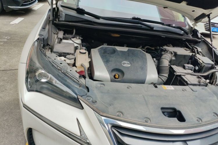 Used Lexus NX 2015 200 Front-Wheel Drive X-Trail SE Edition Engine Bay Right