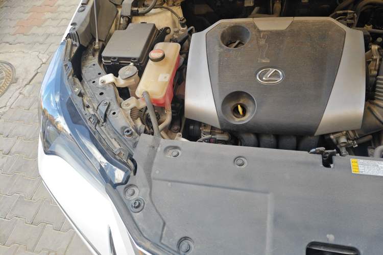 Used Lexus NX 2015 200 Front-Wheel Drive X-Trail SE Edition Engine Bay Right