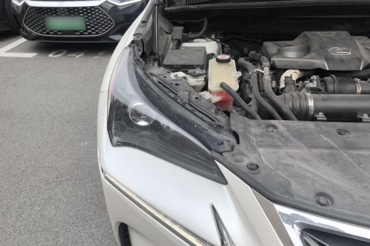 Used Lexus NX 2015 200T All-Wheel-Drive Fēngshàng Edition Engine Bay Right