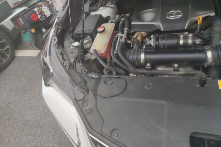 Used Lexus NX 2015 200T All-Wheel-Drive Fēngshàng Edition Engine Bay Right
