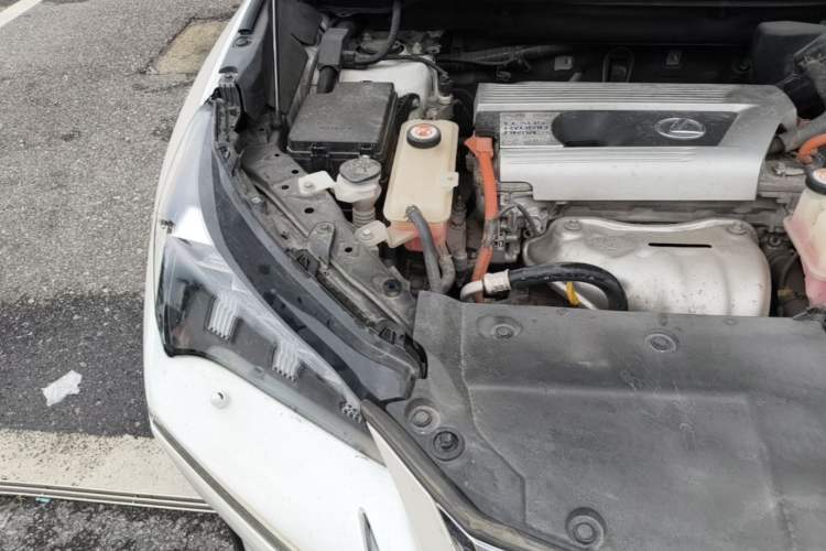 Used Lexus NX 2015 300h All-Wheel-Drive Fēngzhì Edition Engine Bay Right