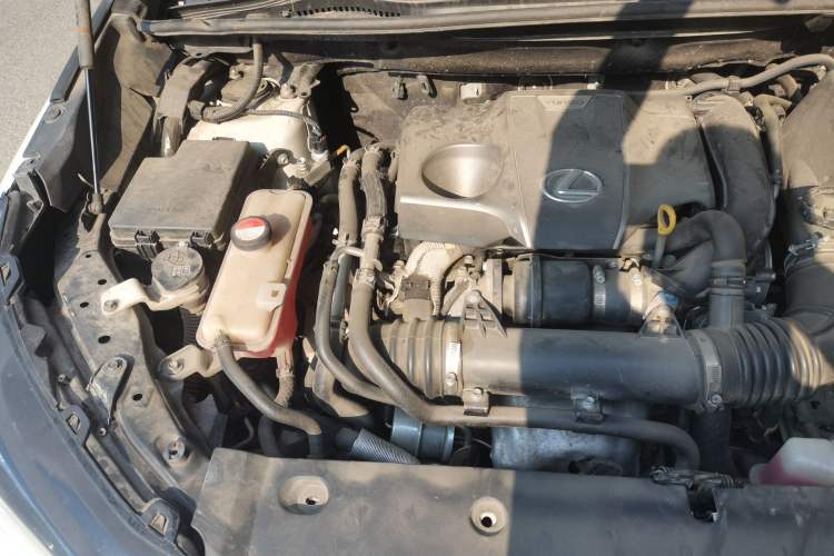 Used Lexus NX 2015 200T All-Wheel-Drive Fēngshàng Edition Engine Bay Right