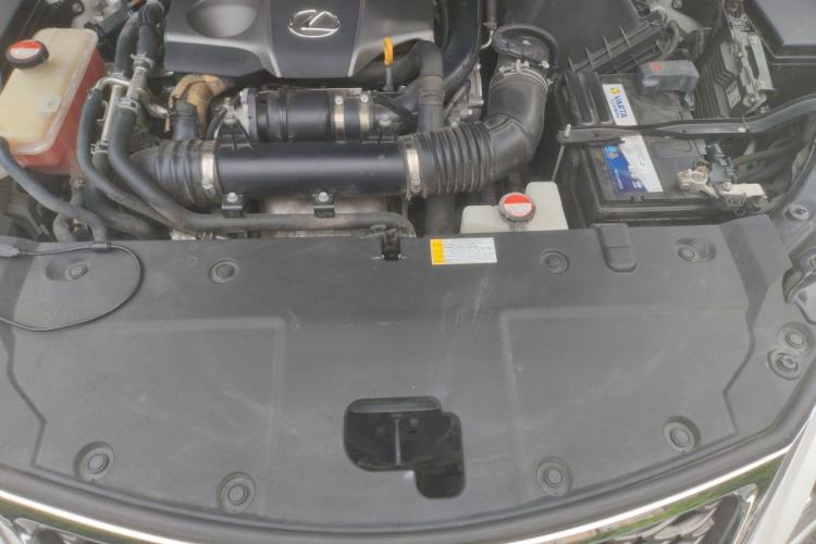 Used Lexus NX 2015 200T All-Wheel-Drive Fēngshàng Edition Engine Bay