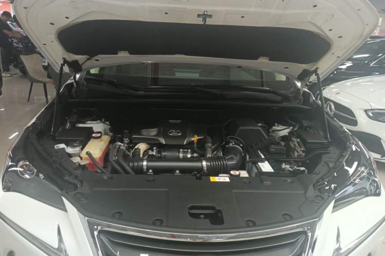Used Lexus NX 2015 200T All-Wheel-Drive Fēngshàng Edition Engine Bay