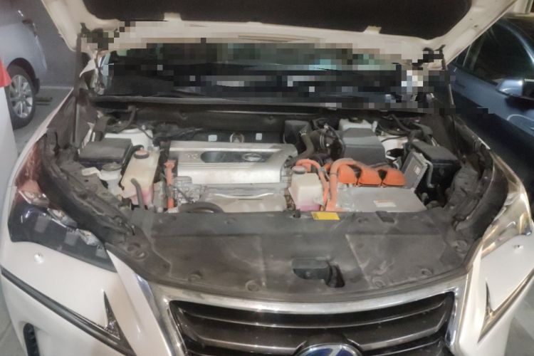 Used Lexus NX 2015 300h All-Wheel-Drive Fēngzhì Edition Engine Bay
