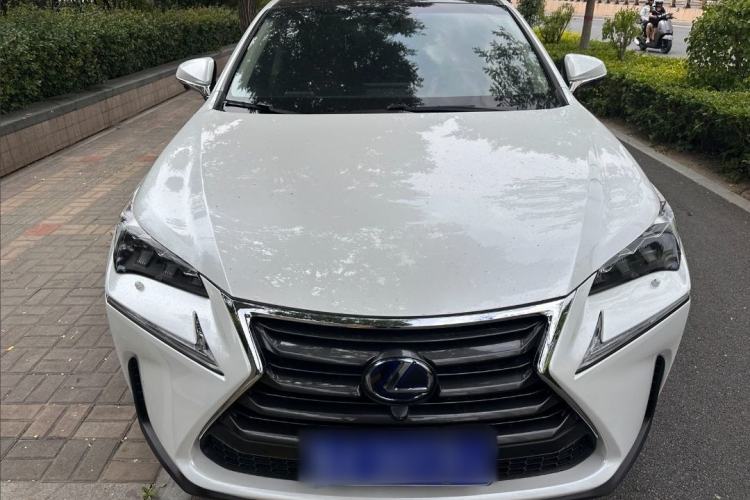 Used Lexus NX 2015 300h All-Wheel-Drive Fēngzhì Edition Exterior 2