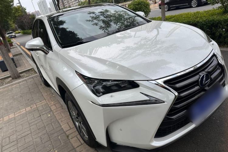 Used Lexus NX 2015 300h All-Wheel-Drive Fēngzhì Edition Exterior 3