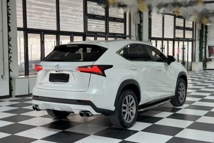 Used Lexus NX 2015 200T All-Wheel-Drive Fēngshàng Edition Exterior 4