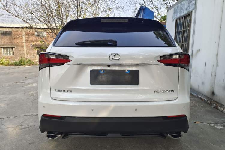 Used Lexus NX 2015 200T All-Wheel-Drive Fēngshàng Edition Exterior 4