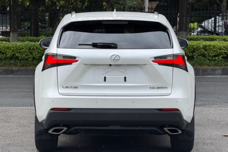 Used Lexus NX 2015 200T All-Wheel-Drive Fēngshàng Edition Exterior 5