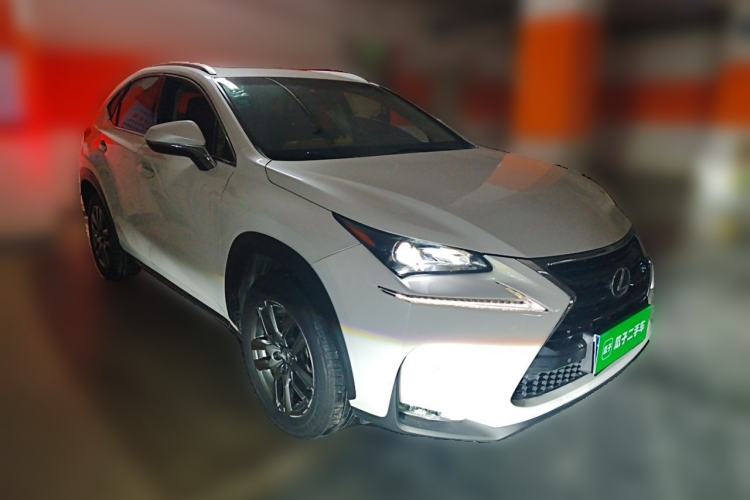 Used Lexus NX 2015 200T All-Wheel-Drive Fēngshàng Edition Front Right 45 Deg