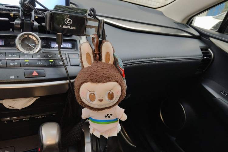 Used Lexus NX 2015 200T All-Wheel-Drive Fēngshàng Edition Gear Lever