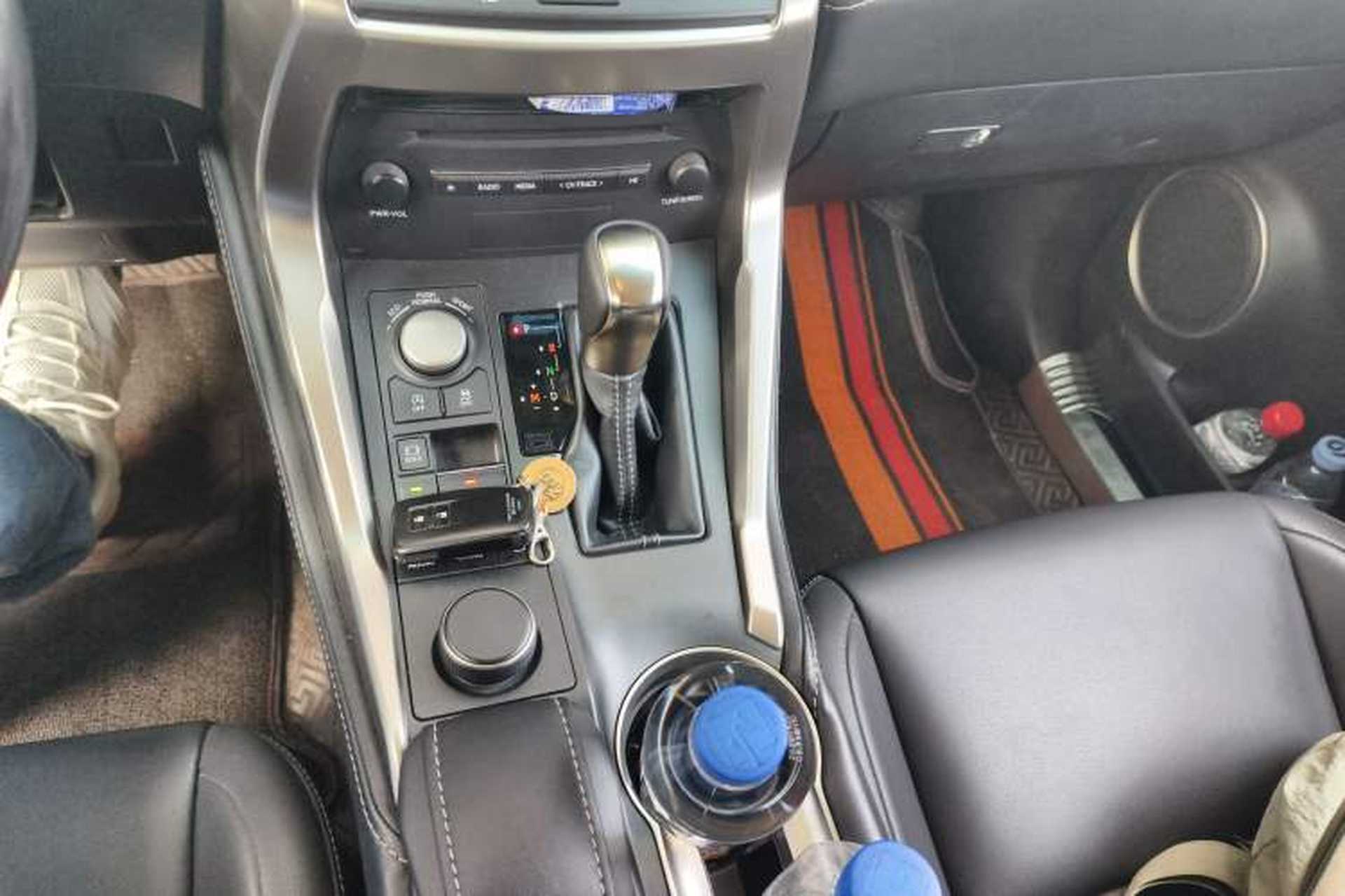 Used Lexus NX 2015 200T All-Wheel-Drive Fēngshàng Edition Gear Lever