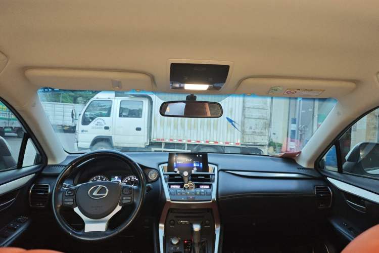 Used Lexus NX 2015 200 Front-Wheel Drive X-Trail SE Edition Headliner