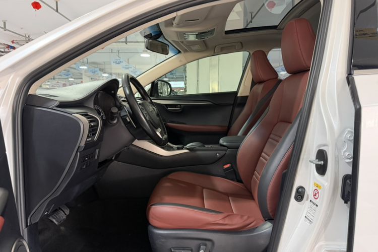 Used Lexus NX 2015 200T All-Wheel-Drive Fēngshàng Edition Interior 1