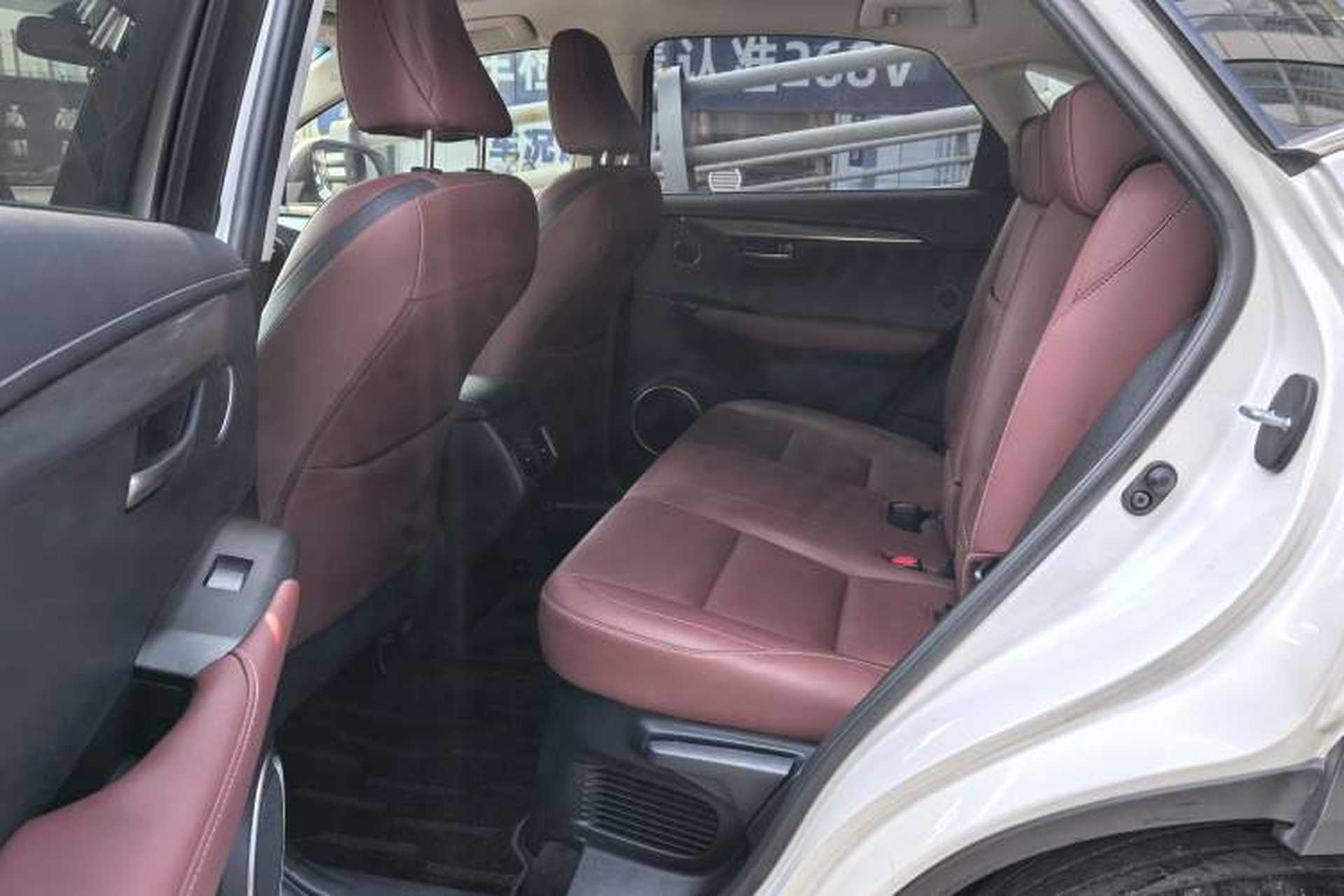 Used Lexus NX 2015 200T All-Wheel-Drive Fēngshàng Edition Interior 2