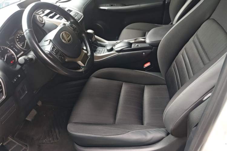 Used Lexus NX 2015 200 Front-Wheel Drive X-Trail SE Edition Left Front Seat