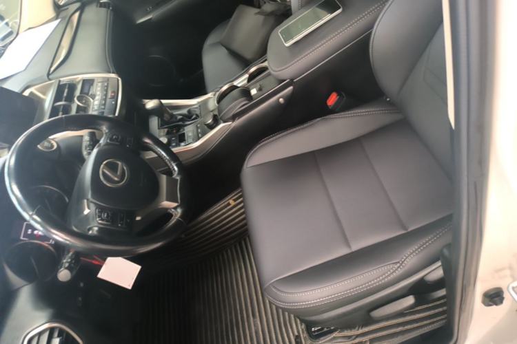 Used Lexus NX 2015 200 Front-Wheel Drive X-Trail SE Edition Left Front Seat