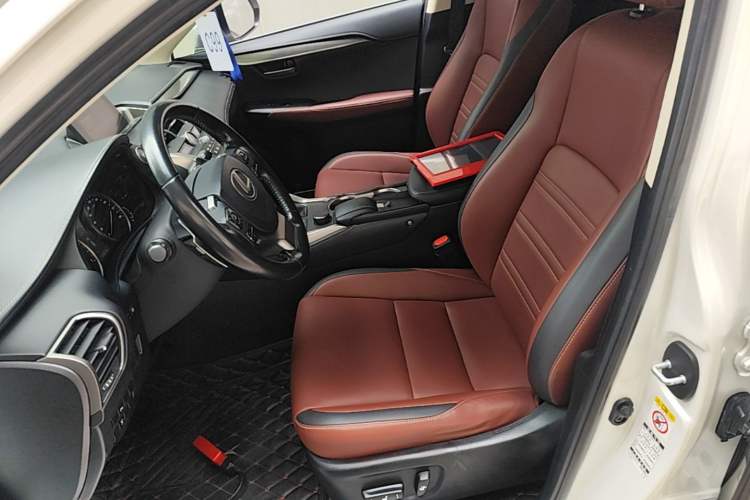 Used Lexus NX 2015 200T All-Wheel-Drive Fēngshàng Edition Left Front Seat