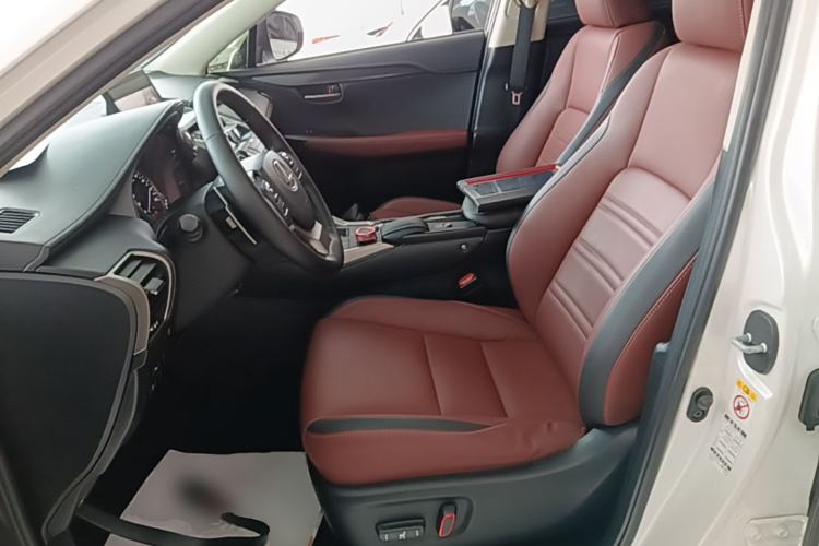 Used Lexus NX 2015 200T All-Wheel-Drive Fēngshàng Edition Left Front Seat