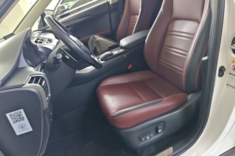 Used Lexus NX 2015 200T All-Wheel-Drive Fēngshàng Edition Left Front Seat