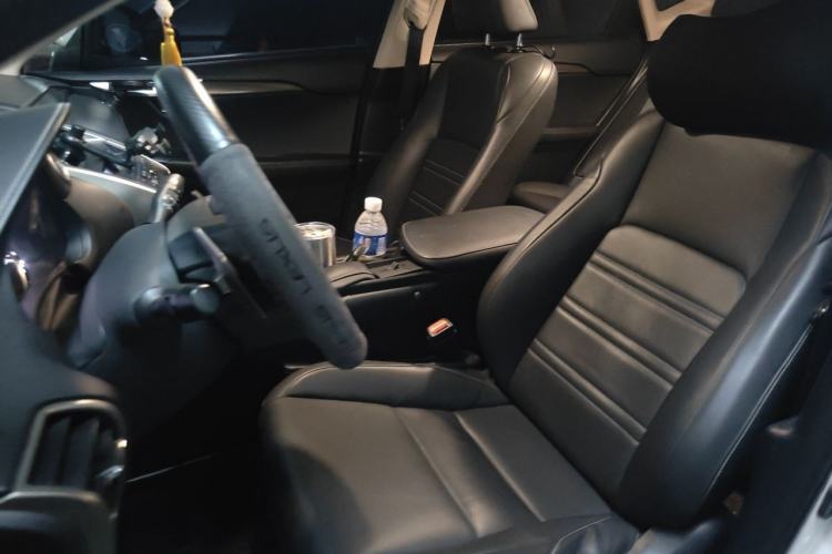 Used Lexus NX 2015 200T All-Wheel-Drive Fēngshàng Edition Left Front Seat