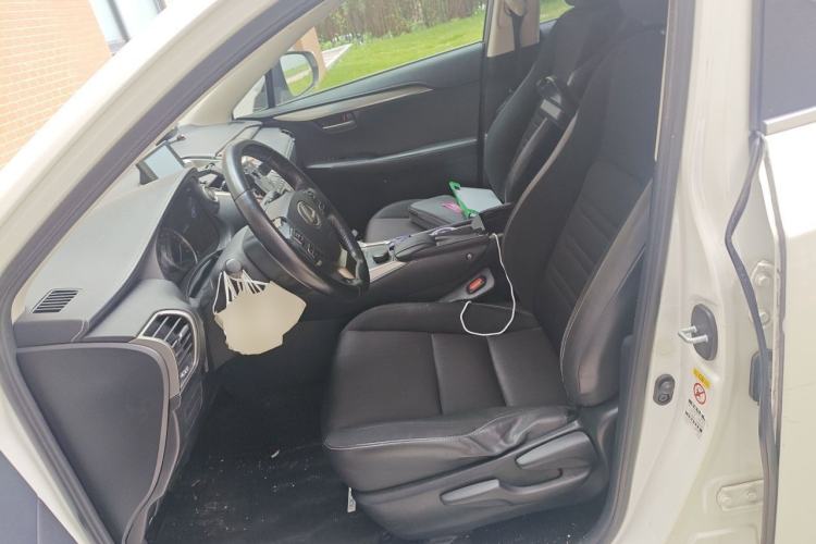 Used Lexus NX 2015 200 Front-Wheel Drive X-Trail SE Edition Left Front Seat