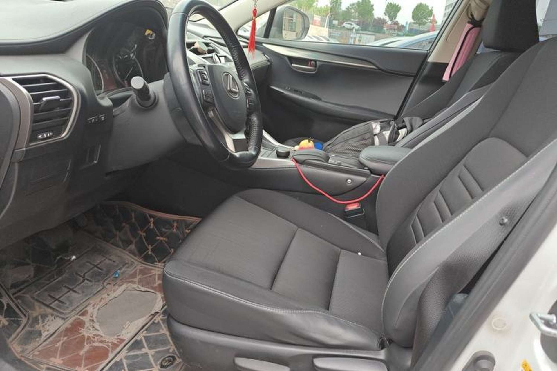 Used Lexus NX 2015 200 Front-Wheel Drive X-Trail SE Edition Left Front Seat