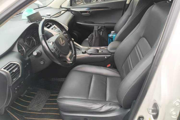 Used Lexus NX 2015 300h All-Wheel-Drive Fēngzhì Edition Left Front Seat