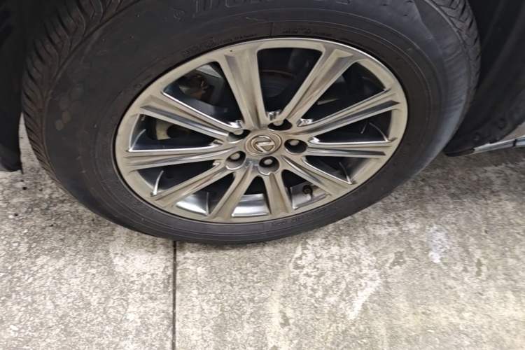 Used Lexus NX 2015 200 Front-Wheel Drive X-Trail SE Edition Left Front Wheel Hub