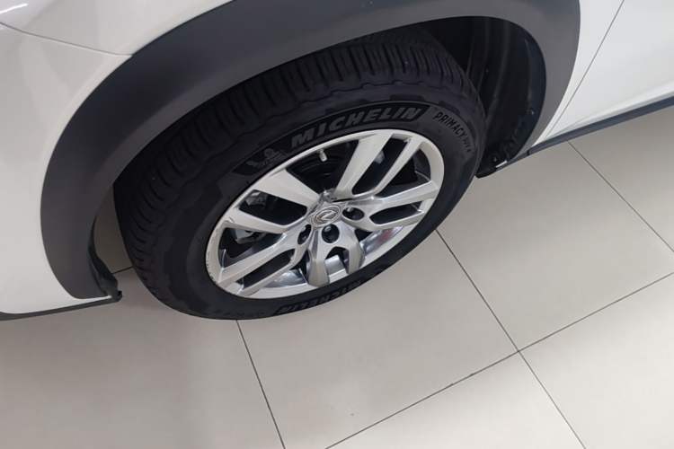 Used Lexus NX 2015 200T All-Wheel-Drive Fēngshàng Edition Left Front Wheel Hub