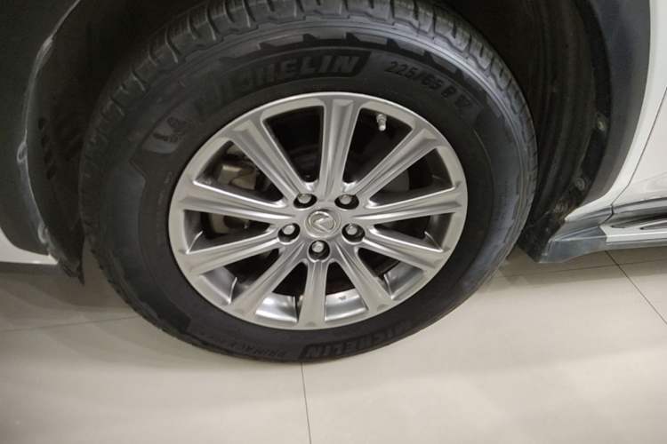 Used Lexus NX 2015 200 Front-Wheel Drive X-Trail SE Edition Left Front Wheel Hub