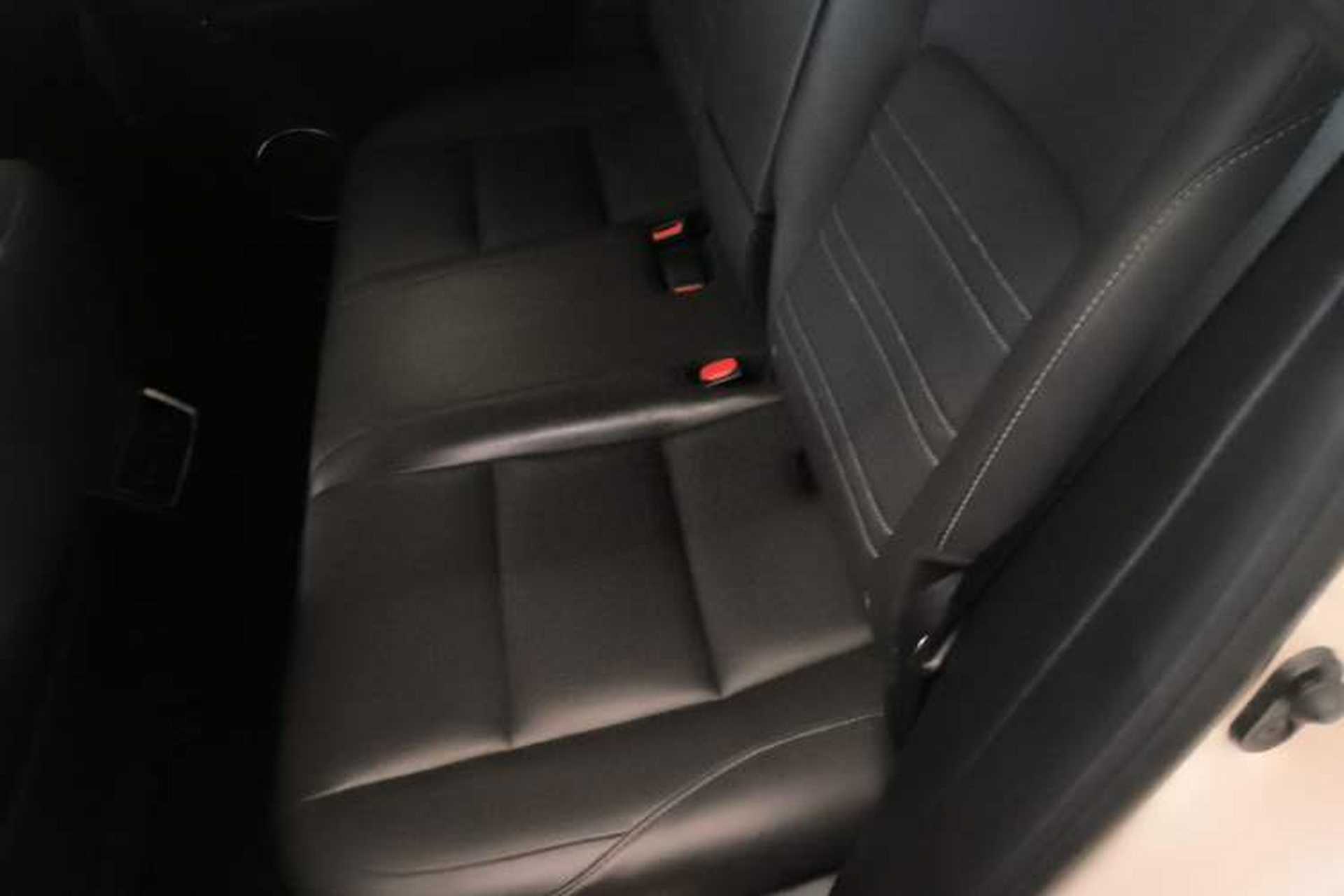 Used Lexus NX 2015 200T All-Wheel-Drive Fēngshàng Edition Left Rear Seat