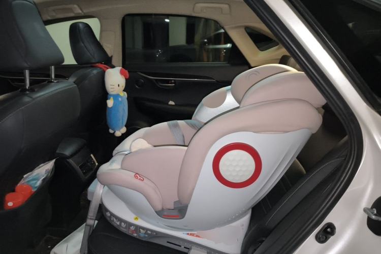 Used Lexus NX 2015 300h All-Wheel-Drive Fēngzhì Edition Left Rear Seat