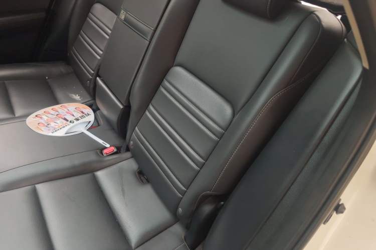 Used Lexus NX 2015 300h All-Wheel-Drive Fēngzhì Edition Left Rear Seat