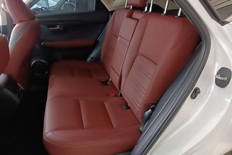Used Lexus NX 2015 200T All-Wheel-Drive Fēngshàng Edition Left Rear Seat