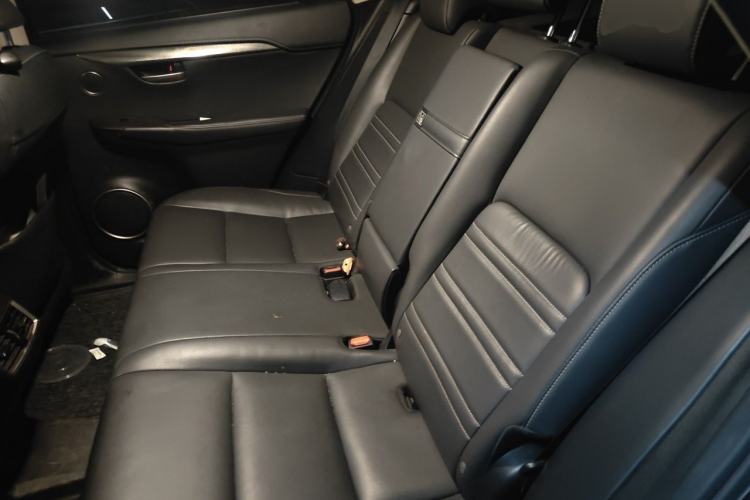 Used Lexus NX 2015 200T All-Wheel-Drive Fēngshàng Edition Left Rear Seat
