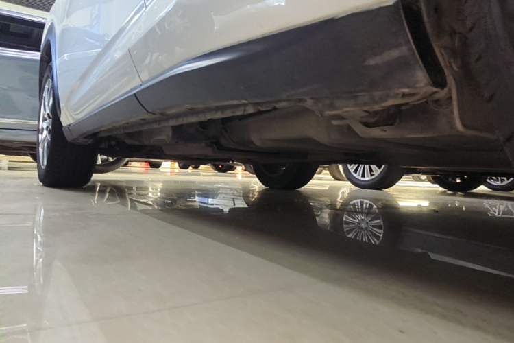 Used Lexus NX 2015 200T All-Wheel-Drive Fēngshàng Edition Left Side Sill