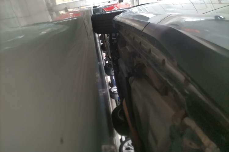Used Lexus NX 2015 300h Front-Drive Fēngshàng Edition Left Side Sill