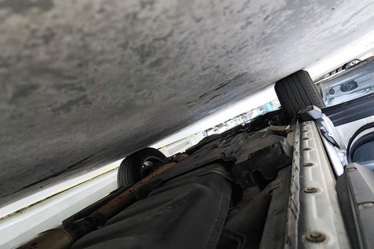 Used Lexus NX 2015 200T All-Wheel-Drive Fēngshàng Edition Left Side Sill