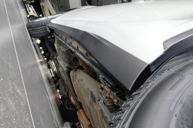 Used Lexus NX 2015 200 Front-Wheel Drive X-Trail SE Edition Left Side Sill