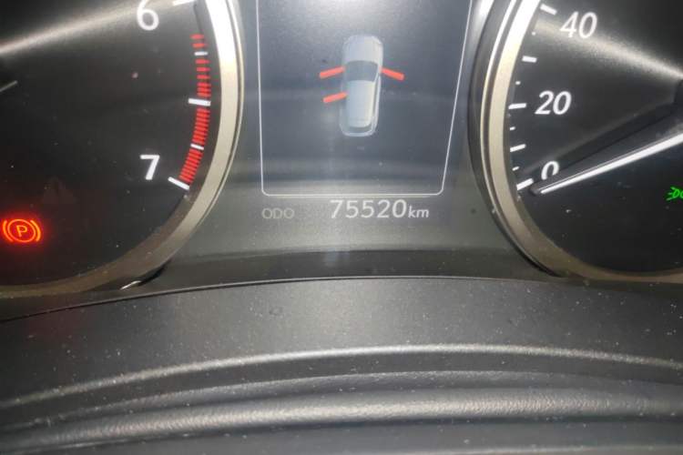Used Lexus NX 2015 200 Front-Wheel Drive X-Trail SE Edition Odometer Close Up
