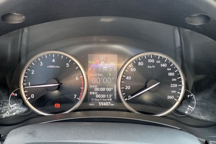 Used Lexus NX 2015 200T All-Wheel-Drive Fēngshàng Edition Odometer Close Up
