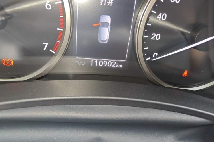 Used Lexus NX 2015 200T All-Wheel-Drive Fēngshàng Edition Odometer Close Up