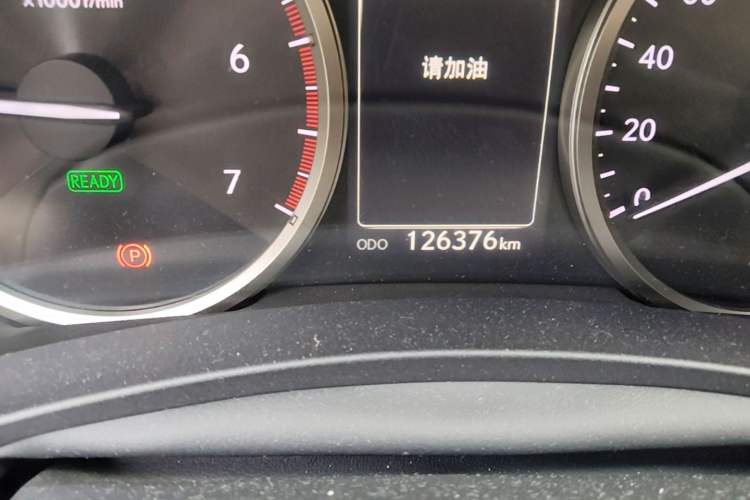 Used Lexus NX 2015 300h All-Wheel-Drive Fēngzhì Edition Odometer Close Up