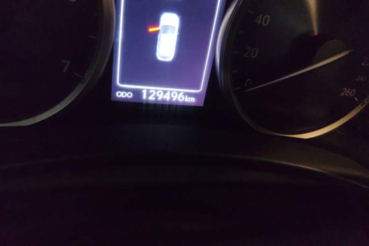 Used Lexus NX 2015 200 All-Wheel Drive Fēngshàng Edition Odometer Close Up