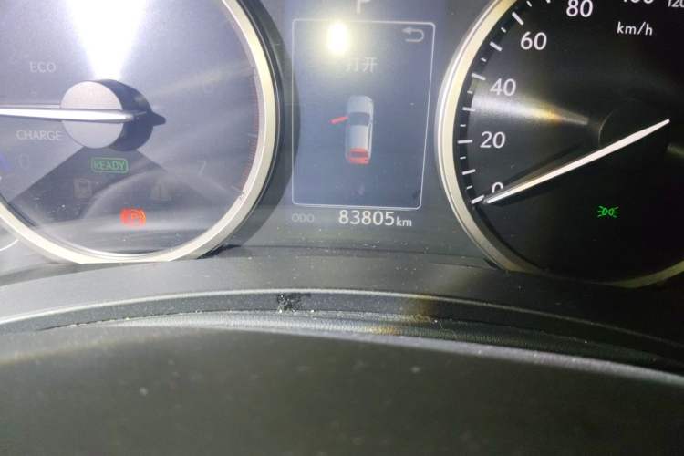 Used Lexus NX 2015 300h Front-Drive Fēngshàng Edition Odometer Close Up