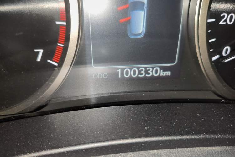Used Lexus NX 2015 200T All-Wheel-Drive Fēngshàng Edition Odometer Close Up