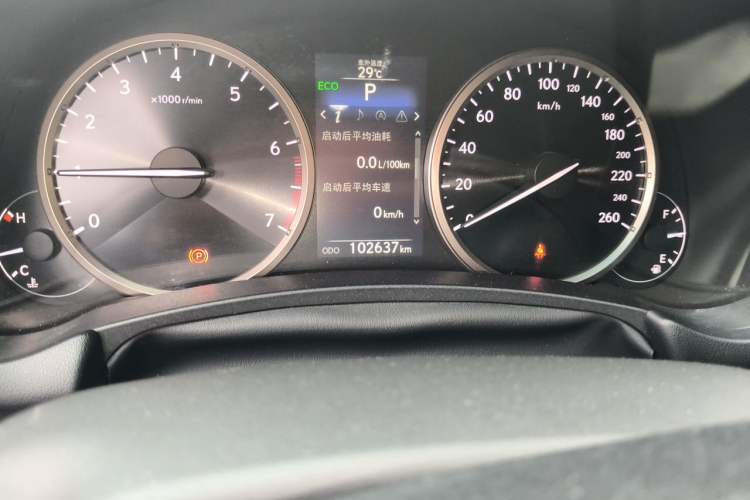 Used Lexus NX 2015 200 Front-Wheel Drive X-Trail SE Edition Odometer Close Up