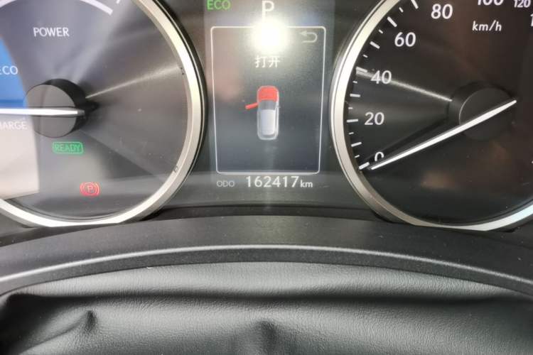 Used Lexus NX 2015 300h Front-Drive Fēngshàng Edition Odometer Close Up